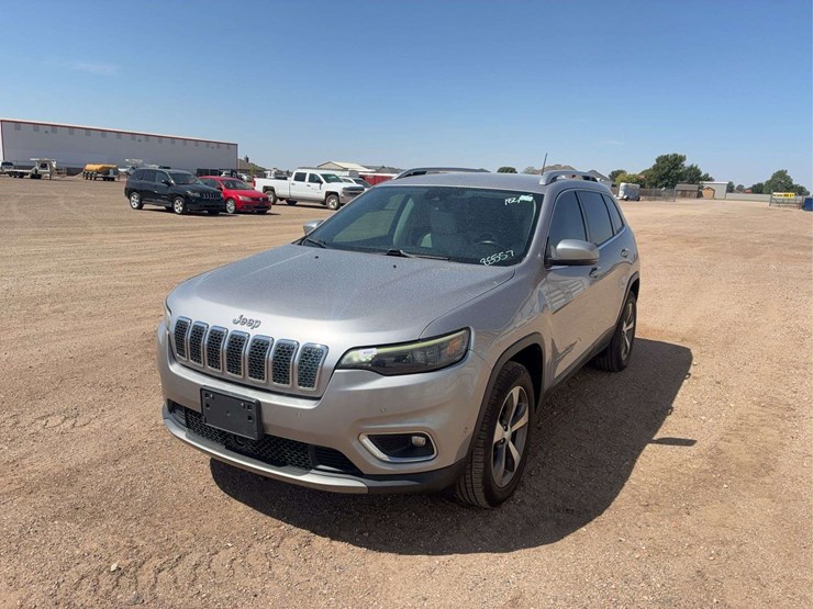 2020-jeep-cherokee-limited-image-2