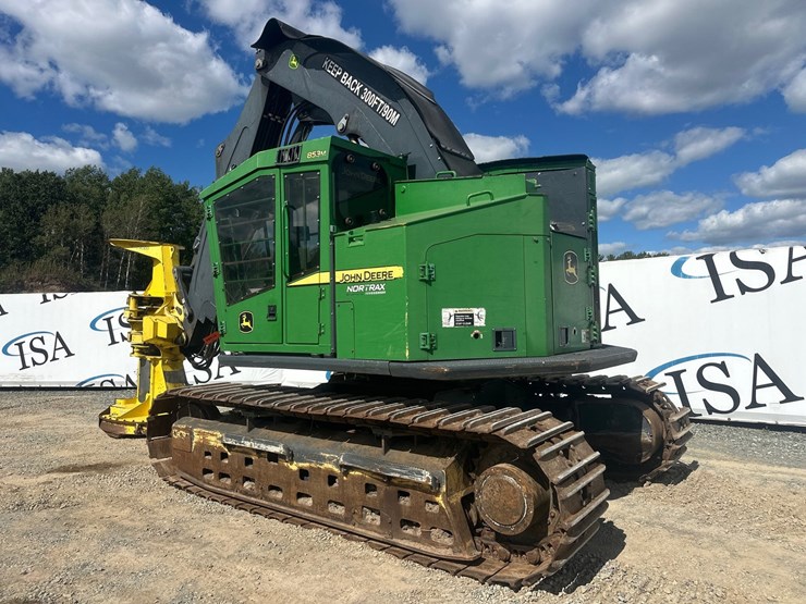2015-deere-853m-image-3