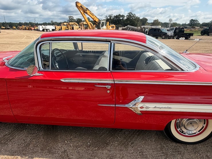#128-•-1960-chevrolet-impala-2-door-hardtop-–-348-v8-image-45