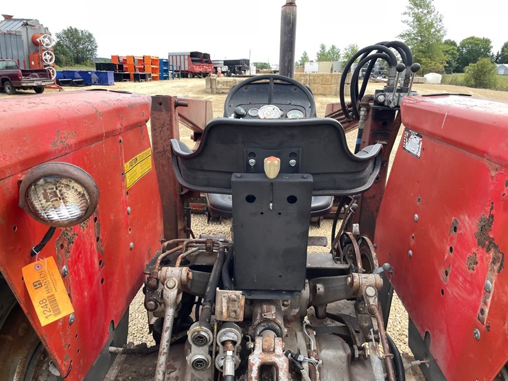massey-ferguson-265-image-21