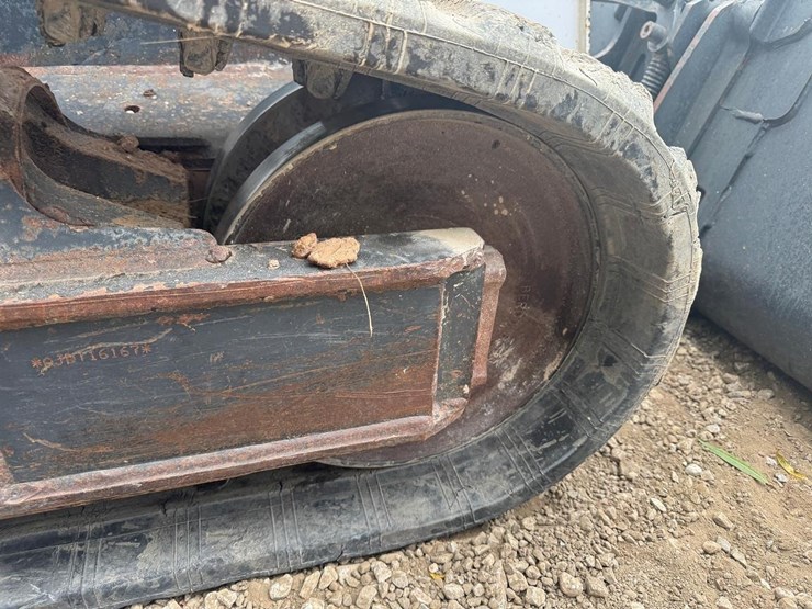 2018-bobcat-t630-image-21