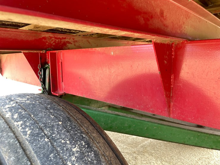 2013-john-deere-770-image-11