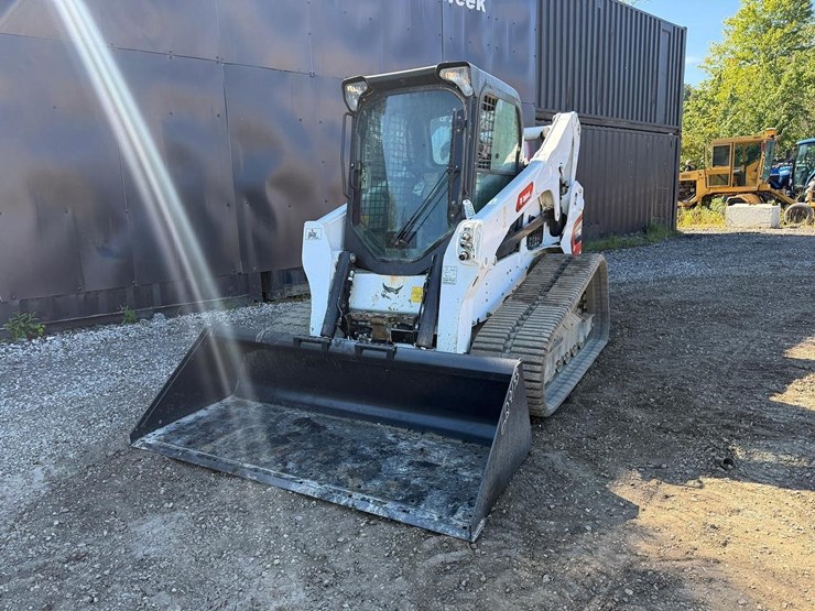 2023-bobcat-t770-image-8