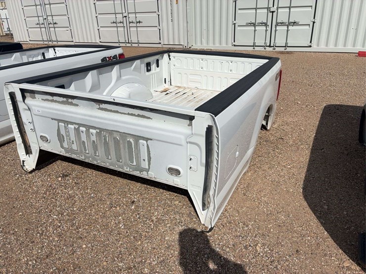 2023-ford-truck-bed-image-1