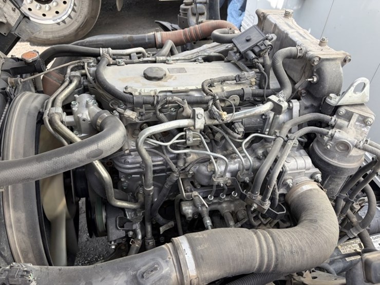 2008-gmc-w5500hd-image-38