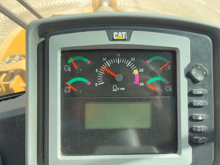 2012-caterpillar-950k-image-21