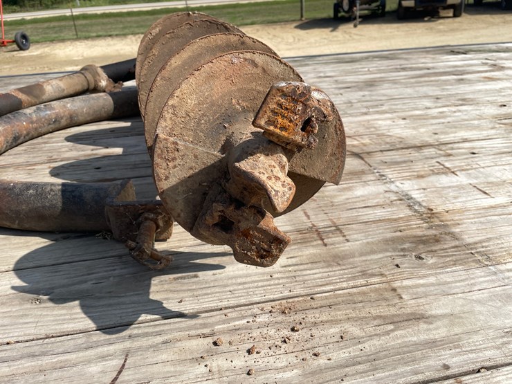 #3844-•-3-point-auger-attachment-image-7