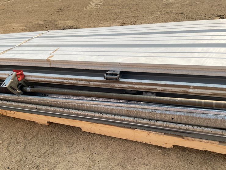 #3840-•-9'-w-x-8't-non-insulated-garage-door-image-10