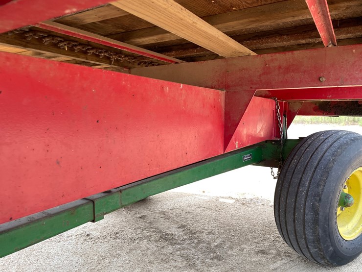 2013-john-deere-770-image-12