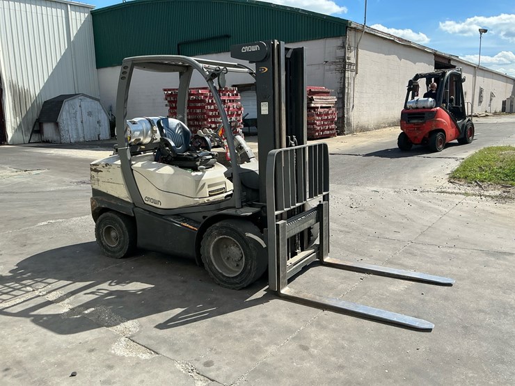 #313-•-2016-crown-c-51050-65-propane-forklift-image-7