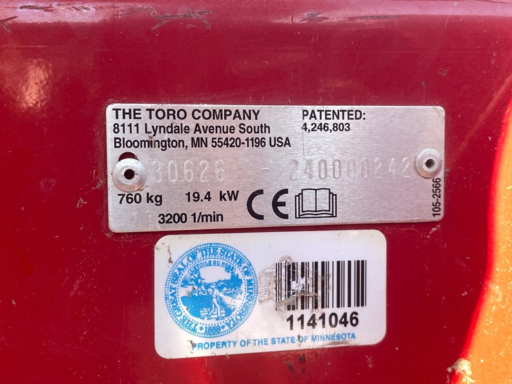 #1252-•-toro-328d-groundmaster-front-cut-diesel-mower-image-67