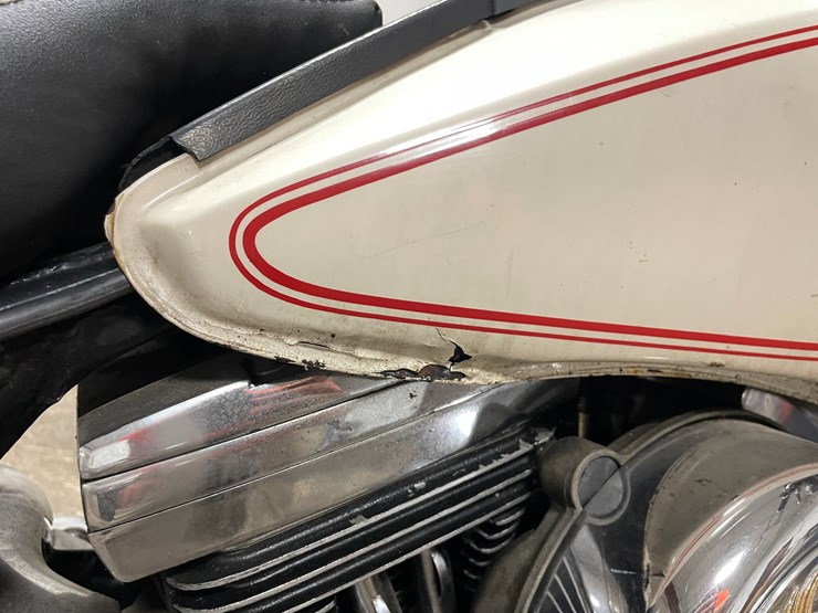 #1251-•-1986-harley-davidson-electric-glide-classic-motorcycle-(has-wi-title)-image-27
