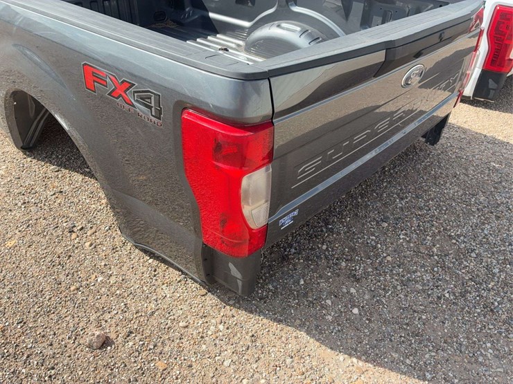 2017-ford-truck-bed-image-9