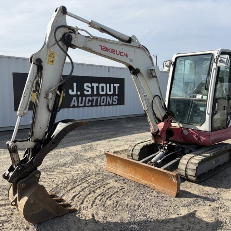 2014 TAKEUCHI TB235