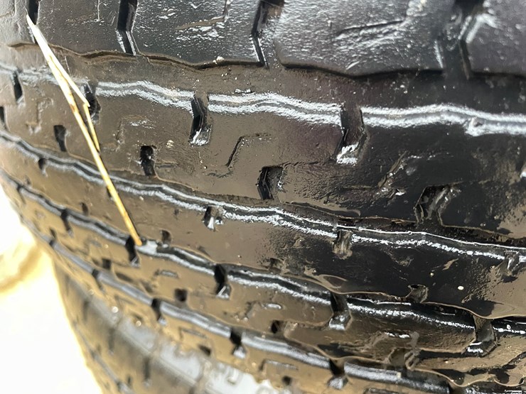 #3879-•-(6)-st-235/80r16-trailer-tires-image-8