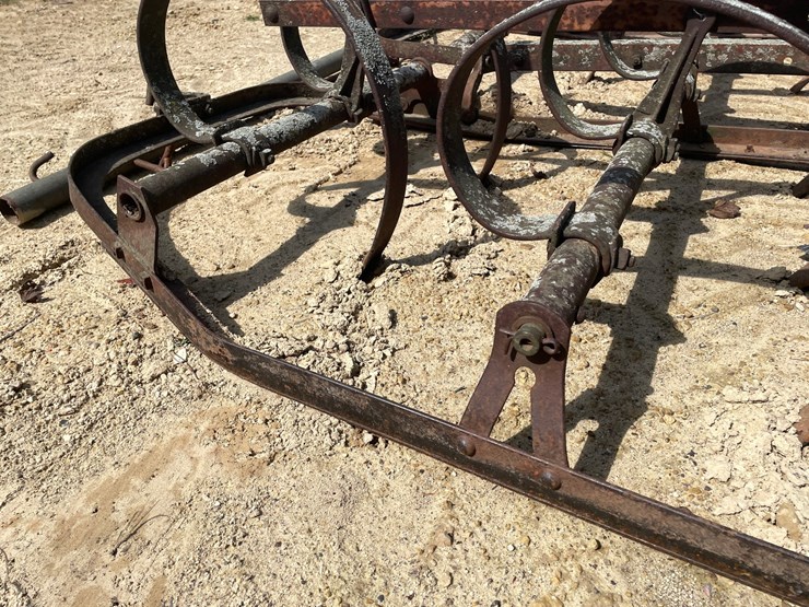 #3867-•-spring-tooth-harrow-drag-image-26