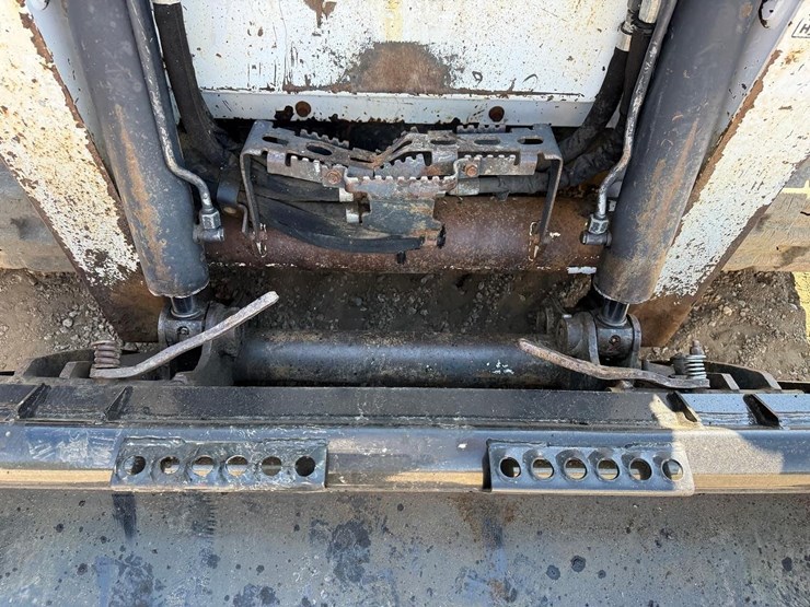 2015-bobcat-t650-image-10