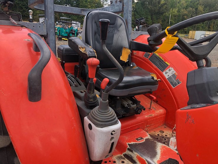 kubota-m6040-image-4