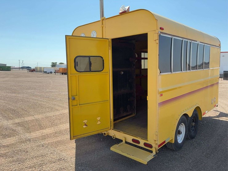 2004-reyes-trailers-enclosed-cargo-trailer-image-8