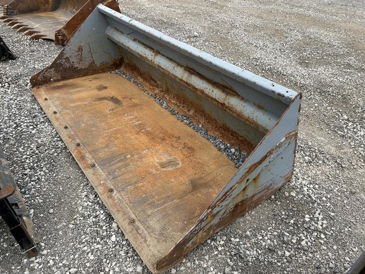 bobcat-84"-light-duty-material-skid-steer--bucket-image-3