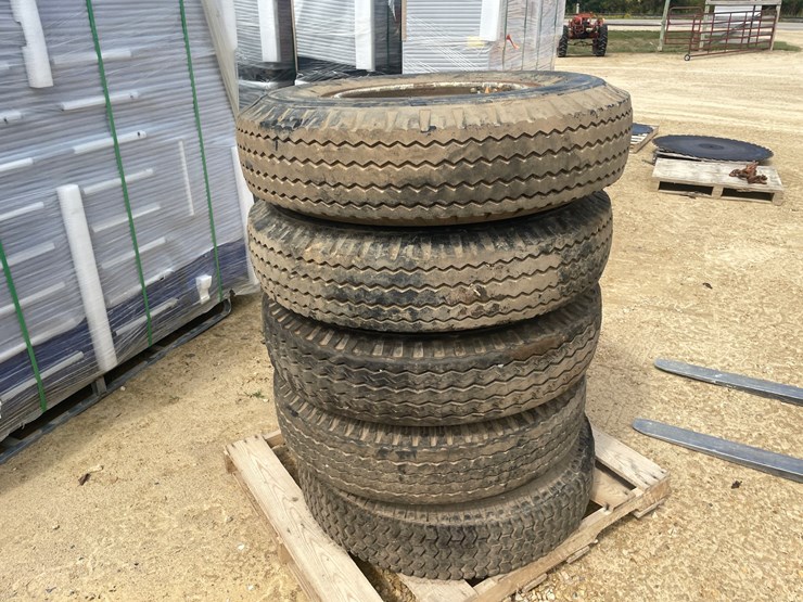 #3860-•-(5)-9.00-x-20.00-rims-and-tires-image-3