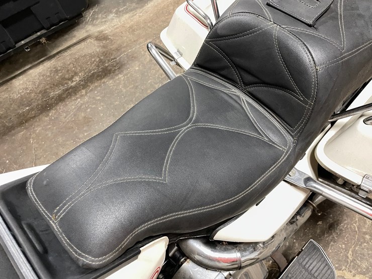#1251-•-1986-harley-davidson-electric-glide-classic-motorcycle-(has-wi-title)-image-47