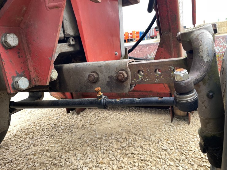 massey-ferguson-265-image-60
