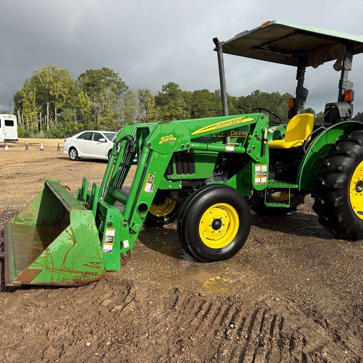 2006 JOHN DEERE 5105