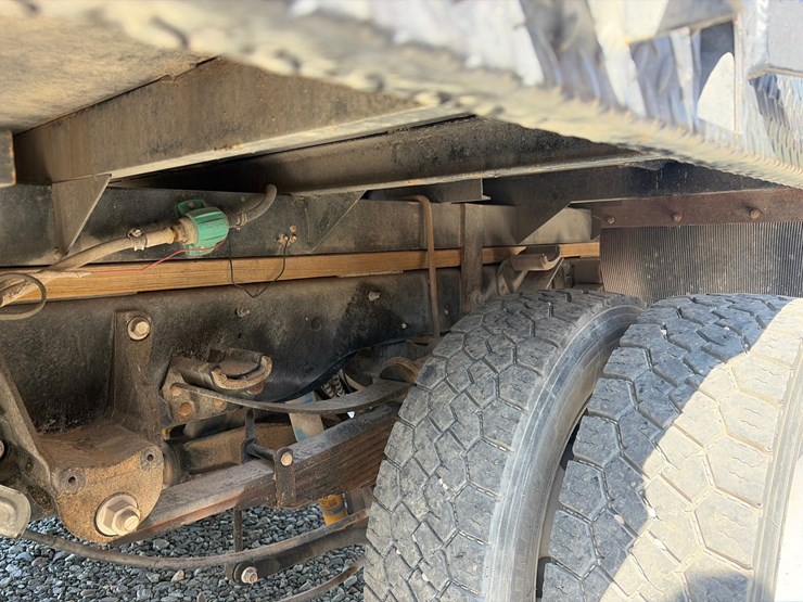 2019-ford-f550-image-22