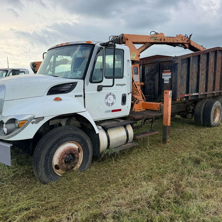 2013 INTERNATIONAL 7400