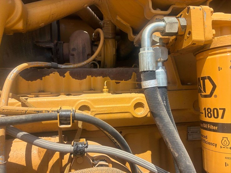 2002-caterpillar-140h-image-45
