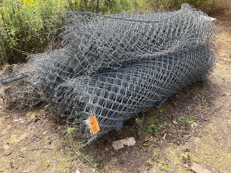#3859-•-(3)-rolls-of-chain-link-fencing-image-3