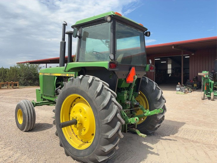 1980-john-deere-4440-image-3