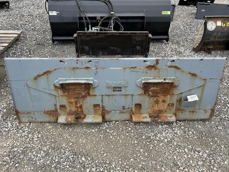 bobcat-84"-light-duty-material-skid-steer--bucket-image-5