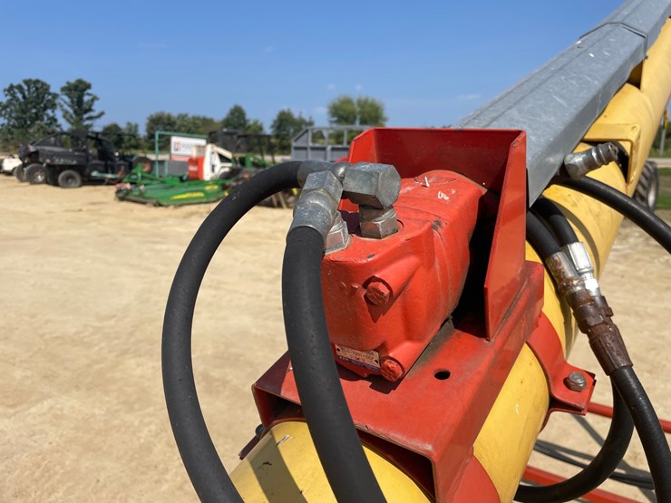 #1242-•-westfield-wr80-31-grain-auger-image-22