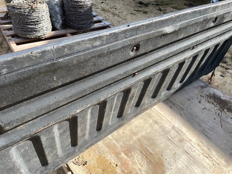 #3877-•-ford-super-duty-tailgate-image-12