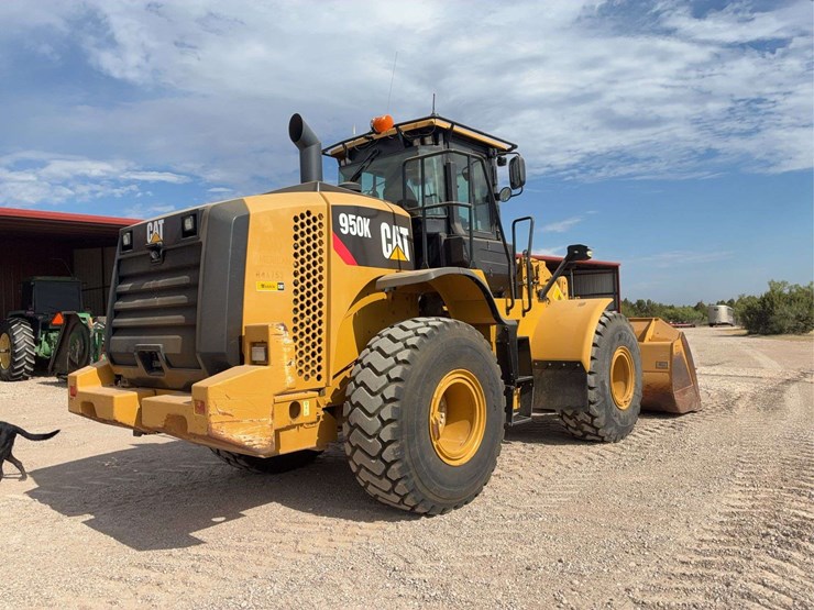 2012-caterpillar-950k-image-3