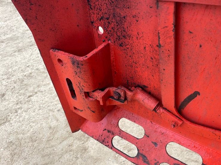 #313-•-bobcat-7222-hydrostatic-skidsteer-image-48