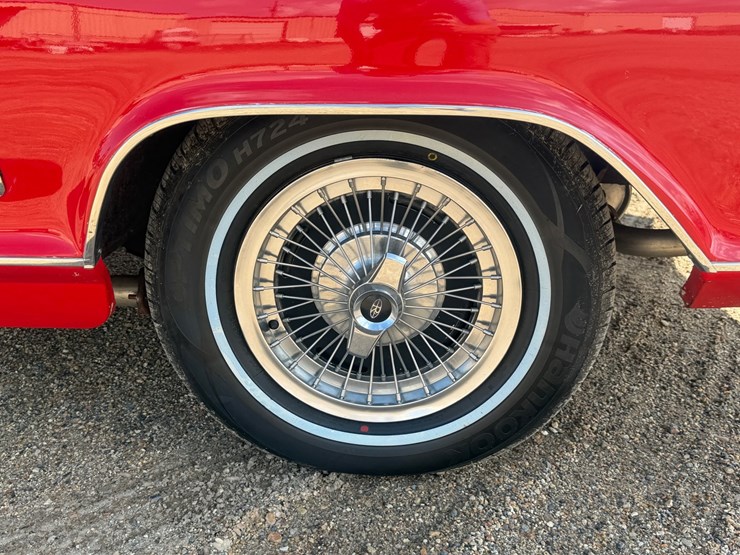 #143-•-1964-buick-riviera-image-11