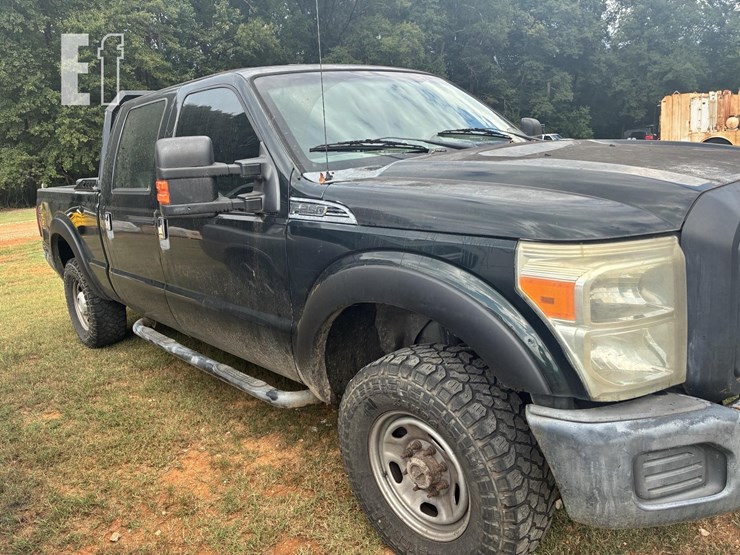 2015-ford-f250-xl-image-7