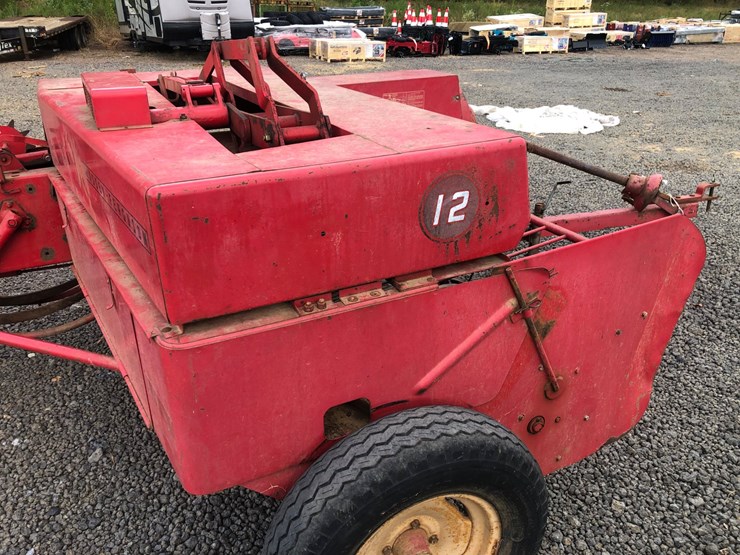 massey-ferguson-12-image-4