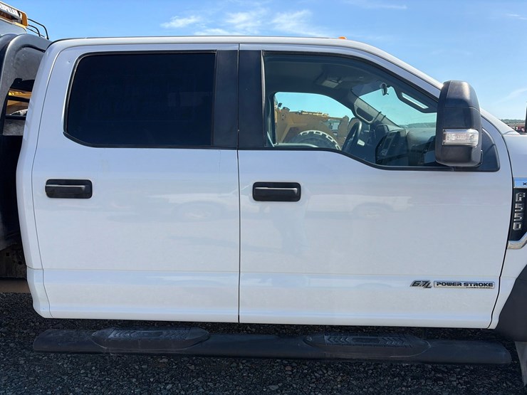 2019-ford-f550-image-24