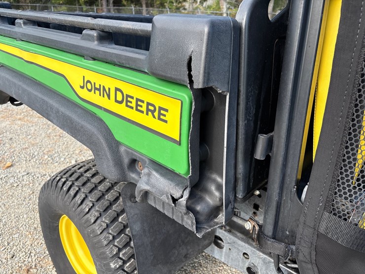 #1079-•-john-deere-815e-utility-vehicle-image-13