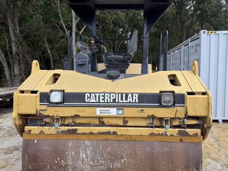 caterpillar-cb-534d-image-6