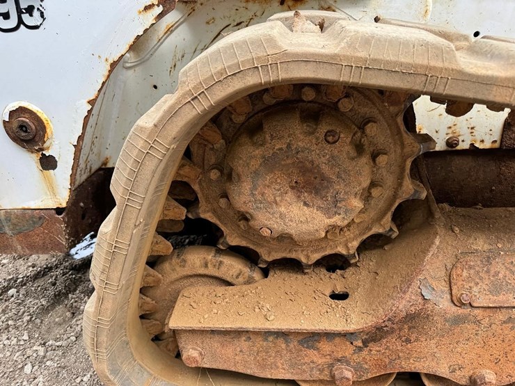 2019-bobcat-t595-image-20