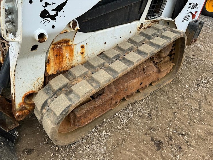 2019-bobcat-t595-image-13
