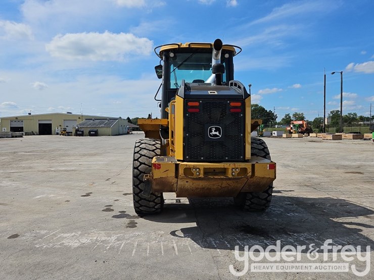 2017-deere-544k-image-5