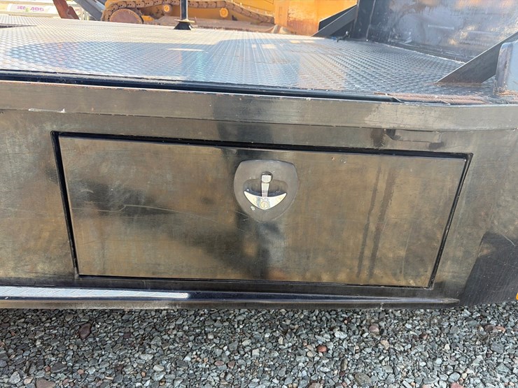 2019-ford-f550-image-26