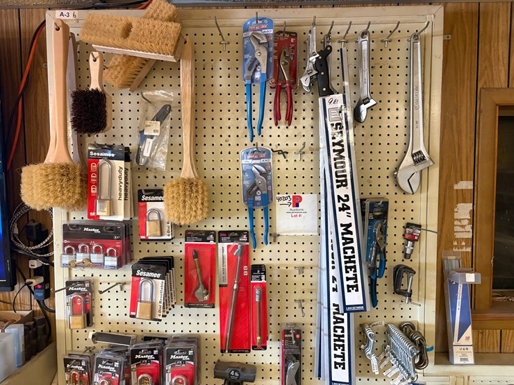 hardware-contents-of-pegboard-image-2