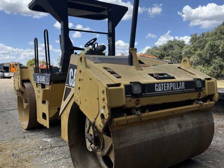 caterpillar-cb-534d-image-5